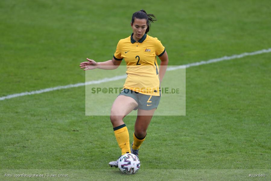 Alexandra Huynh, 10.04.2021, DFB, sport, action, Fussball, April 2021, Australia, Germany, BRITA-Arena, AUS, GER, Wiesbaden, Frauen-Länderspiel, Länderspiel, Australien, Deutschland - Bild-ID: 2291380