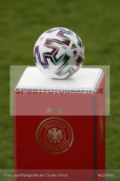 Stele, Euro 2020, Official Matchball, 10.04.2021, DFB, sport, action, Fussball, April 2021, Australia, Germany, BRITA-Arena, AUS, GER, Wiesbaden, Frauen-Länderspiel, Länderspiel, Australien, Deutschland - Bild-ID: 2291452 Stele, Euro 2020, Official Matchball, 10.04.2021, DFB, sport, action, Fussball, April 2021, Australia, Germany, BRITA-Arena, AUS, GER, Wiesbaden, Frauen-Länderspiel, Länderspiel, Australien, Deutschland - Bild-ID: 2291452