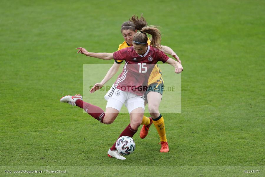 Karly Roestbakken, Tabea Waßmuth, 10.04.2021, DFB, sport, action, Fussball, April 2021, Australia, Germany, BRITA-Arena, AUS, GER, Wiesbaden, Frauen-Länderspiel, Länderspiel, Australien, Deutschland - Bild-ID: 2291477 Karly Roestbakken, Tabea Waßmuth, 10.04.2021, DFB, sport, action, Fussball, April 2021, Australia, Germany, BRITA-Arena, AUS, GER, Wiesbaden, Frauen-Länderspiel, Länderspiel, Australien, Deutschland - Bild-ID: 2291477