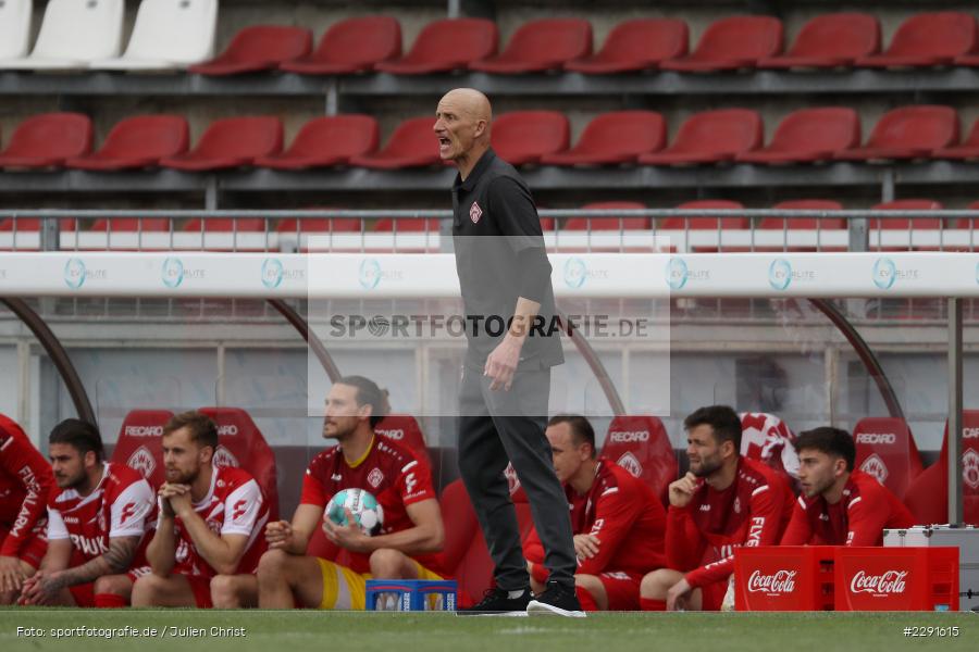 an der Seitenlinie, Anweisungen, Mimik, Ralf Santelli, FLYERALARM Arena, Würzburg, 11.04.2021, DFL, sport, action, Fussball, Deutschland, April 2021, Saison 2020/2021, FCN, FWK, Bundesliga, 2. Bundesliga, 1. FC Nürnberg, FC Würzburger Kickers - Bild-ID: 2291615 an der Seitenlinie, Anweisungen, Mimik, Ralf Santelli, FLYERALARM Arena, Würzburg, 11.04.2021, DFL, sport, action, Fussball, Deutschland, April 2021, Saison 2020/2021, FCN, FWK, Bundesliga, 2. Bundesliga, 1. FC Nürnberg, FC Würzburger Kickers - Bild-ID: 2291615