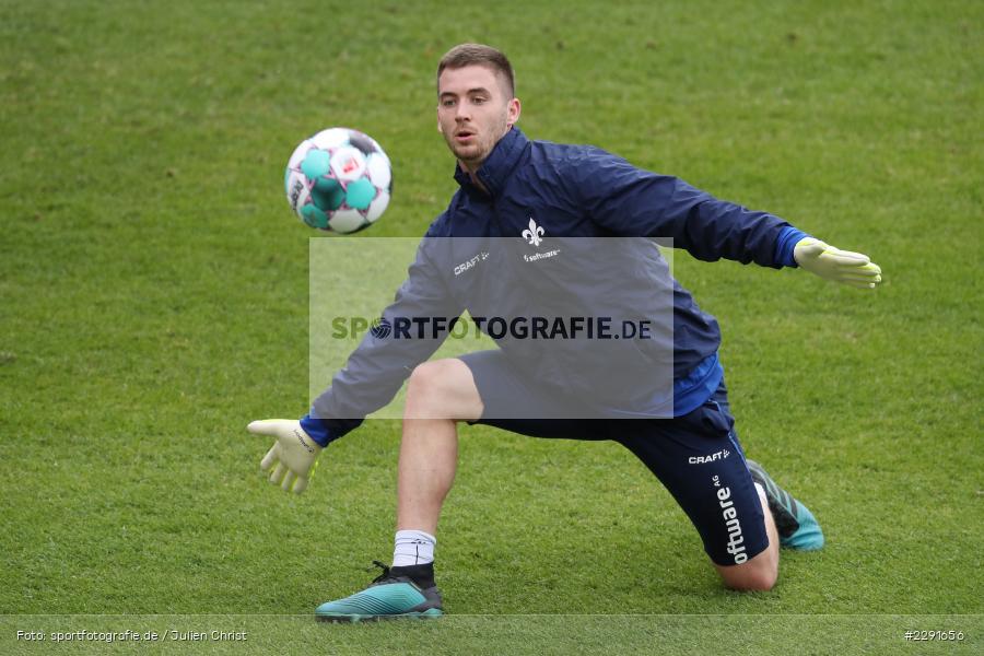 Aufwärmen, Torwart, Carl Klaus, Merck-Stadion, Darmstadt, 16.04.2021, DFL, sport, action, Fussball, Deutschland, April 2021, Saison 2020/2021, SGF, SVD, Bundesliga, 2. Bundesliga, SpVgg Greuther Fürth, SV Darmstadt 98 - Bild-ID: 2291656