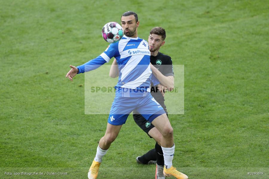 Anton Stach, Serdar Dursun, Merck-Stadion, Darmstadt, 16.04.2021, DFL, sport, action, Fussball, Deutschland, April 2021, Saison 2020/2021, SGF, SVD, Bundesliga, 2. Bundesliga, SpVgg Greuther Fürth, SV Darmstadt 98 - Bild-ID: 2291679 Anton Stach, Serdar Dursun, Merck-Stadion, Darmstadt, 16.04.2021, DFL, sport, action, Fussball, Deutschland, April 2021, Saison 2020/2021, SGF, SVD, Bundesliga, 2. Bundesliga, SpVgg Greuther Fürth, SV Darmstadt 98 - Bild-ID: 2291679