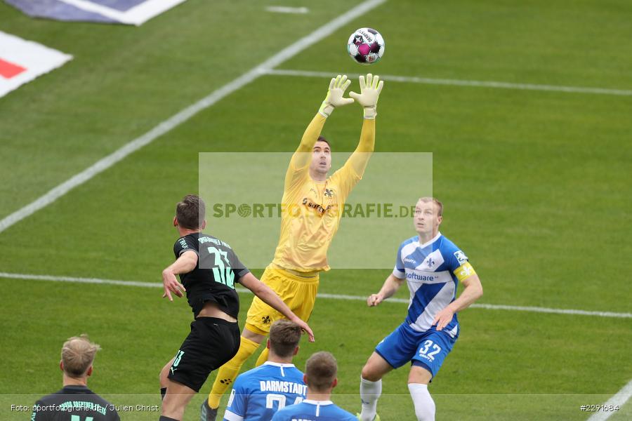 Flanke, Carl Klaus, Merck-Stadion, Darmstadt, 16.04.2021, DFL, sport, action, Fussball, Deutschland, April 2021, Saison 2020/2021, SGF, SVD, Bundesliga, 2. Bundesliga, SpVgg Greuther Fürth, SV Darmstadt 98 - Bild-ID: 2291684 Flanke, Carl Klaus, Merck-Stadion, Darmstadt, 16.04.2021, DFL, sport, action, Fussball, Deutschland, April 2021, Saison 2020/2021, SGF, SVD, Bundesliga, 2. Bundesliga, SpVgg Greuther Fürth, SV Darmstadt 98 - Bild-ID: 2291684