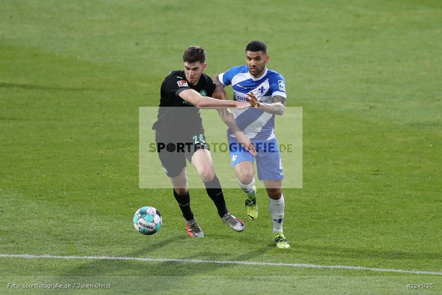 Victor Palsson, Anton Stach, Merck-Stadion, Darmstadt, 16.04.2021, DFL, sport, action, Fussball, Deutschland, April 2021, Saison 2020/2021, SGF, SVD, Bundesliga, 2. Bundesliga, SpVgg Greuther Fürth, SV Darmstadt 98 - Bild-ID: 2291755 Victor Palsson, Anton Stach, Merck-Stadion, Darmstadt, 16.04.2021, DFL, sport, action, Fussball, Deutschland, April 2021, Saison 2020/2021, SGF, SVD, Bundesliga, 2. Bundesliga, SpVgg Greuther Fürth, SV Darmstadt 98 - Bild-ID: 2291755