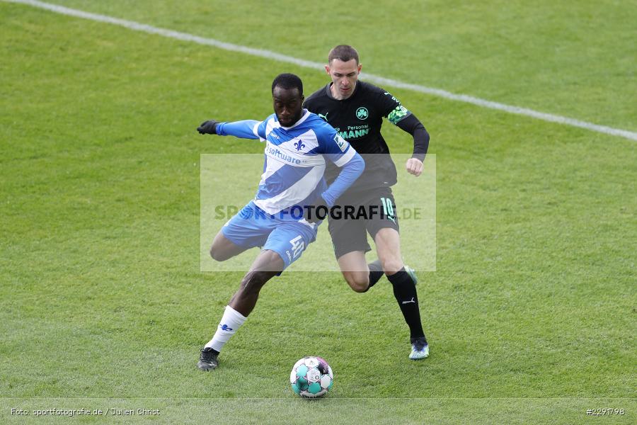 Branimir Hrgota, Erich Berko, Merck-Stadion, Darmstadt, 16.04.2021, DFL, sport, action, Fussball, Deutschland, April 2021, Saison 2020/2021, SGF, SVD, Bundesliga, 2. Bundesliga, SpVgg Greuther Fürth, SV Darmstadt 98 - Bild-ID: 2291798 Branimir Hrgota, Erich Berko, Merck-Stadion, Darmstadt, 16.04.2021, DFL, sport, action, Fussball, Deutschland, April 2021, Saison 2020/2021, SGF, SVD, Bundesliga, 2. Bundesliga, SpVgg Greuther Fürth, SV Darmstadt 98 - Bild-ID: 2291798