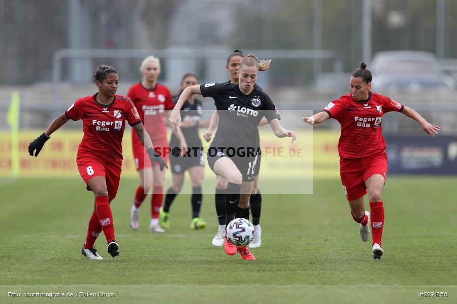 Noemi Gentile, Adrienne Jordan, Laura Freigang, Stadion am Brentanobad, Frankfurt, 18.04.2021, DFL, sport, action, Fussball, Deutschland, April 2021, Saison 2020/2021, Frauen-Bundesliga, FFBL, FLYERALARM Frauen-Bundesliga, SC Sand, Eintracht Frankfurt - Bild-ID: 2291858 Noemi Gentile, Adrienne Jordan, Laura Freigang, Stadion am Brentanobad, Frankfurt, 18.04.2021, DFL, sport, action, Fussball, Deutschland, April 2021, Saison 2020/2021, Frauen-Bundesliga, FFBL, FLYERALARM Frauen-Bundesliga, SC Sand, Eintracht Frankfurt - Bild-ID: 2291858