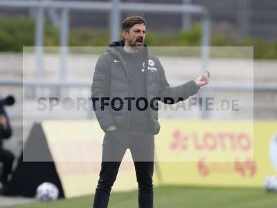 Fotos von Eintracht Frankfurt - SC Sand auf sportfotografie.de