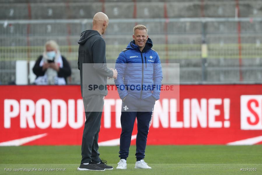 Gespräch, Ralf Santelli, Markus Anfang, FLYERALARM-Arena, Würzburg, 20.04.2021, DFL, sport, action, Fussball, Deutschland, April 2021, Saison 2020/2021, SVD, FWK, Bundesliga, 2. Bundesliga, SV Darmstadt 98, FC Würzburger Kickers - Bild-ID: 2292052 Gespräch, Ralf Santelli, Markus Anfang, FLYERALARM-Arena, Würzburg, 20.04.2021, DFL, sport, action, Fussball, Deutschland, April 2021, Saison 2020/2021, SVD, FWK, Bundesliga, 2. Bundesliga, SV Darmstadt 98, FC Würzburger Kickers - Bild-ID: 2292052