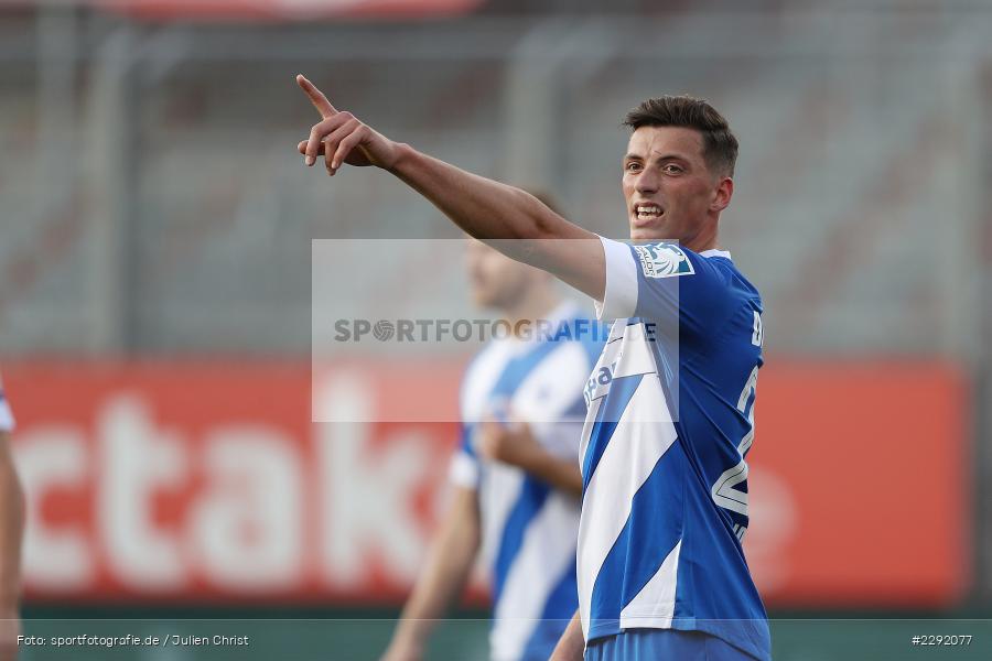 Hände, Arme, gestikuliert, Nicolai Rapp, FLYERALARM-Arena, Würzburg, 20.04.2021, DFL, sport, action, Fussball, Deutschland, April 2021, Saison 2020/2021, SVD, FWK, Bundesliga, 2. Bundesliga, SV Darmstadt 98, FC Würzburger Kickers - Bild-ID: 2292077