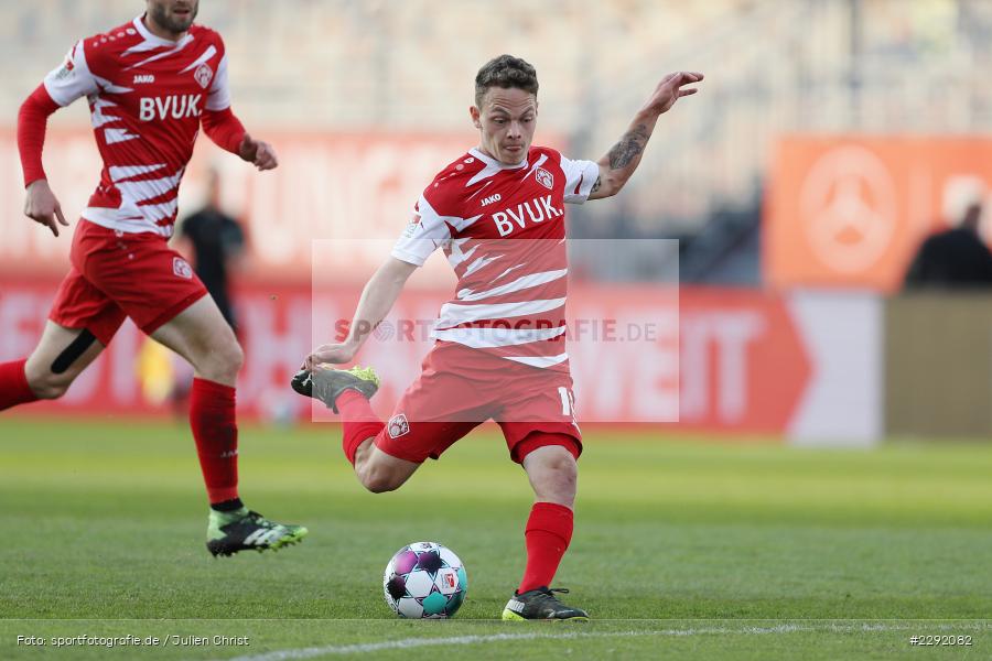 Patrick Sontheimer, FLYERALARM-Arena, Würzburg, 20.04.2021, DFL, sport, action, Fussball, Deutschland, April 2021, Saison 2020/2021, SVD, FWK, Bundesliga, 2. Bundesliga, SV Darmstadt 98, FC Würzburger Kickers - Bild-ID: 2292082 Patrick Sontheimer, FLYERALARM-Arena, Würzburg, 20.04.2021, DFL, sport, action, Fussball, Deutschland, April 2021, Saison 2020/2021, SVD, FWK, Bundesliga, 2. Bundesliga, SV Darmstadt 98, FC Würzburger Kickers - Bild-ID: 2292082