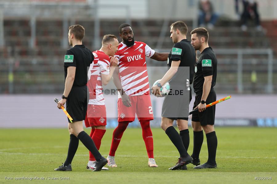 Julius Martenstein, Florian Lechner, Gestik, reklamieren, Christof Günsch, Schiedsrichter, Ridge Munsy, Arne Feick, FLYERALARM-Arena, Würzburg, 20.04.2021, DFL, sport, action, Fussball, Deutschland, April 2021, Saison 2020/2021, SVD, FWK, Bundesliga, 2. Bundesliga, SV Darmstadt 98, FC Würzburger Kickers - Bild-ID: 2292108 Julius Martenstein, Florian Lechner, Gestik, reklamieren, Christof Günsch, Schiedsrichter, Ridge Munsy, Arne Feick, FLYERALARM-Arena, Würzburg, 20.04.2021, DFL, sport, action, Fussball, Deutschland, April 2021, Saison 2020/2021, SVD, FWK, Bundesliga, 2. Bundesliga, SV Darmstadt 98, FC Würzburger Kickers - Bild-ID: 2292108