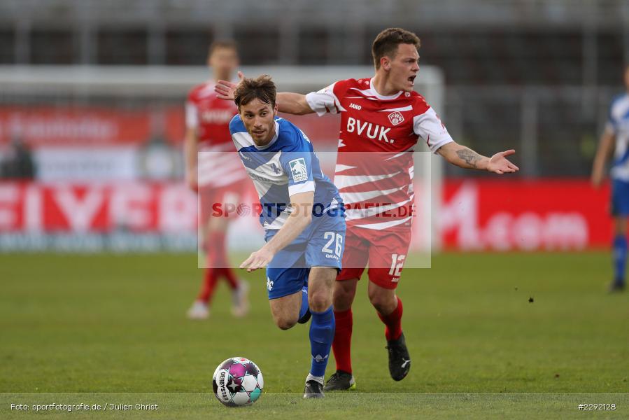 Patrick Sontheimer, Matthias Bader, FLYERALARM-Arena, Würzburg, 20.04.2021, DFL, sport, action, Fussball, Deutschland, April 2021, Saison 2020/2021, SVD, FWK, Bundesliga, 2. Bundesliga, SV Darmstadt 98, FC Würzburger Kickers - Bild-ID: 2292128 Patrick Sontheimer, Matthias Bader, FLYERALARM-Arena, Würzburg, 20.04.2021, DFL, sport, action, Fussball, Deutschland, April 2021, Saison 2020/2021, SVD, FWK, Bundesliga, 2. Bundesliga, SV Darmstadt 98, FC Würzburger Kickers - Bild-ID: 2292128