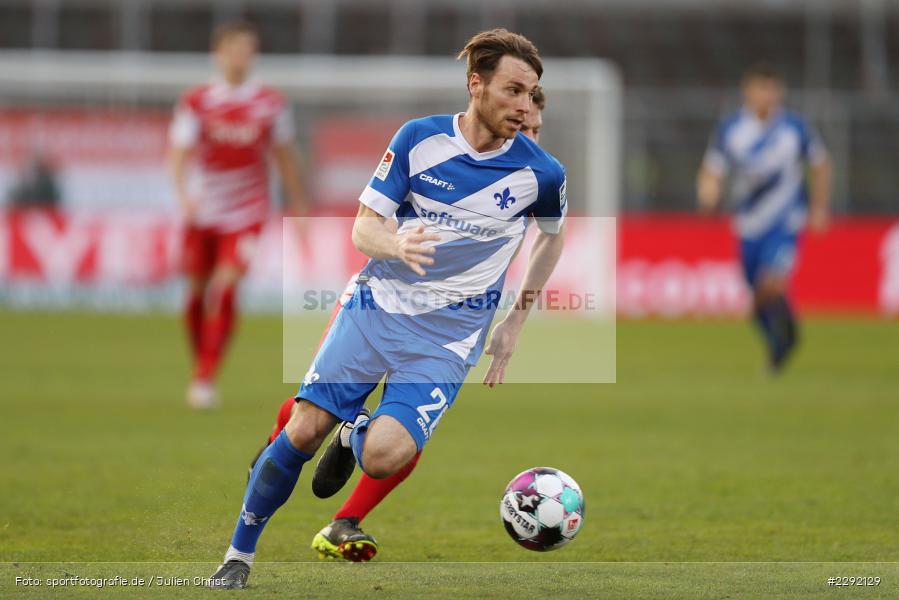 Matthias Bader, FLYERALARM-Arena, Würzburg, 20.04.2021, DFL, sport, action, Fussball, Deutschland, April 2021, Saison 2020/2021, SVD, FWK, Bundesliga, 2. Bundesliga, SV Darmstadt 98, FC Würzburger Kickers - Bild-ID: 2292129 Matthias Bader, FLYERALARM-Arena, Würzburg, 20.04.2021, DFL, sport, action, Fussball, Deutschland, April 2021, Saison 2020/2021, SVD, FWK, Bundesliga, 2. Bundesliga, SV Darmstadt 98, FC Würzburger Kickers - Bild-ID: 2292129