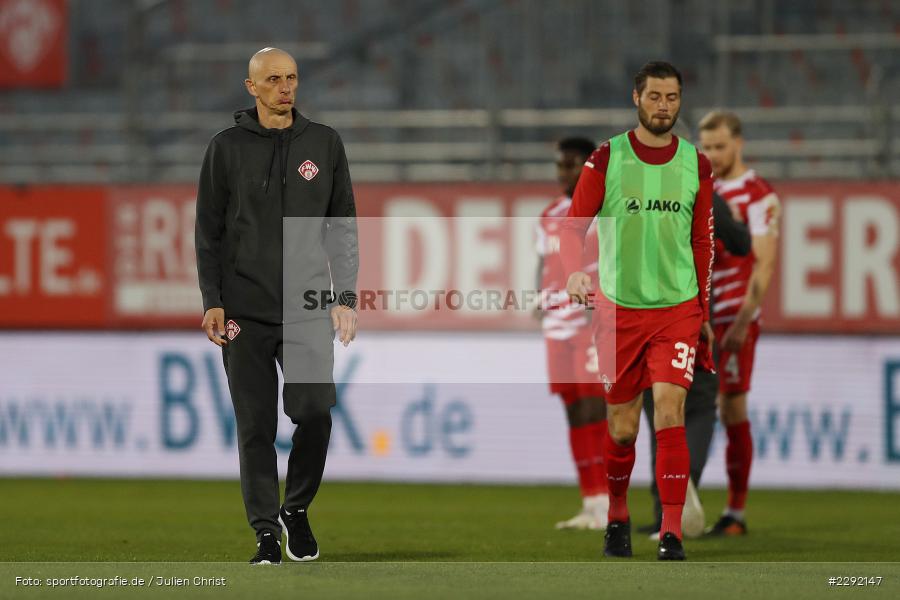 Christian Strohdiek, enttäuscht, Ralf Santelli, FLYERALARM-Arena, Würzburg, 20.04.2021, DFL, sport, action, Fussball, Deutschland, April 2021, Saison 2020/2021, SVD, FWK, Bundesliga, 2. Bundesliga, SV Darmstadt 98, FC Würzburger Kickers - Bild-ID: 2292147