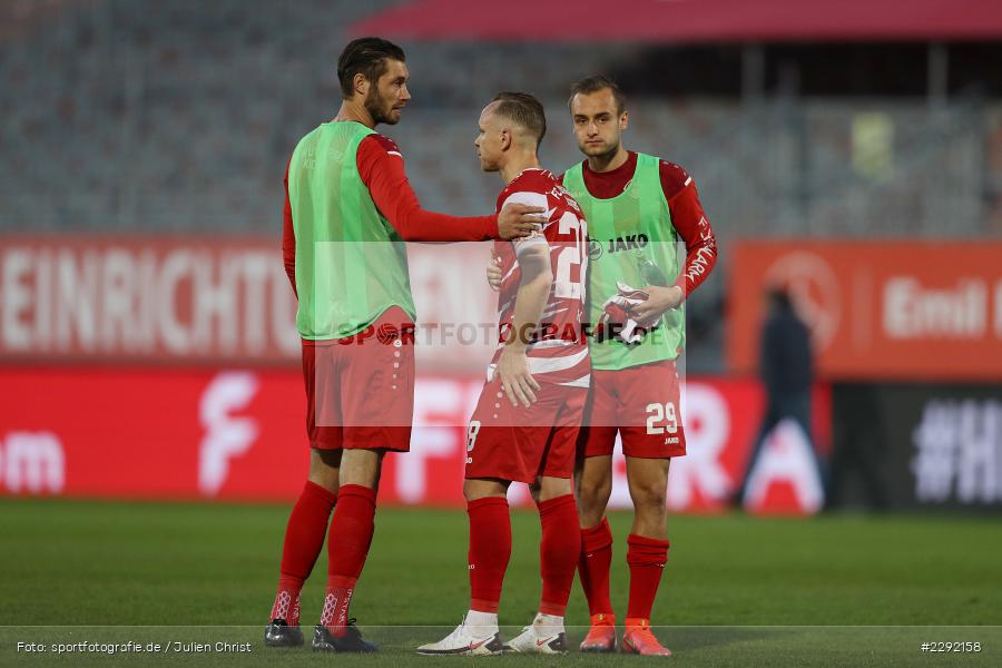 Emotionen, Niedergeschlagen, Enttäuscht, David Kopacz, Christian Strohdiek, Arne Feick, FLYERALARM-Arena, Würzburg, 20.04.2021, DFL, sport, action, Fussball, Deutschland, April 2021, Saison 2020/2021, SVD, FWK, Bundesliga, 2. Bundesliga, SV Darmstadt 98, FC Würzburger Kickers - Bild-ID: 2292158