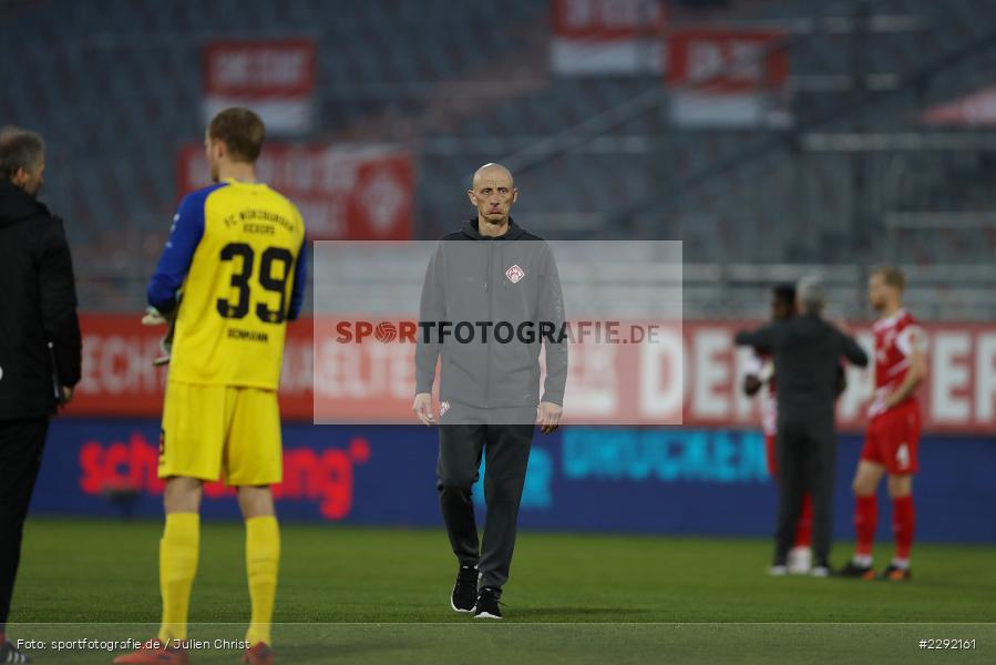 Enttäuscht, Ralf Santelli, FLYERALARM-Arena, Würzburg, 20.04.2021, DFL, sport, action, Fussball, Deutschland, April 2021, Saison 2020/2021, SVD, FWK, Bundesliga, 2. Bundesliga, SV Darmstadt 98, FC Würzburger Kickers - Bild-ID: 2292161 Enttäuscht, Ralf Santelli, FLYERALARM-Arena, Würzburg, 20.04.2021, DFL, sport, action, Fussball, Deutschland, April 2021, Saison 2020/2021, SVD, FWK, Bundesliga, 2. Bundesliga, SV Darmstadt 98, FC Würzburger Kickers - Bild-ID: 2292161