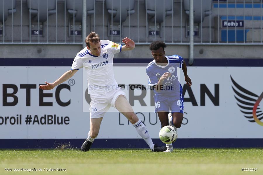 Henok Teklab, Sascha Hammann, Main-Echo Arena, Alzenau, 24.04.2021, DFB, sport, action, Fussball, Deutschland, April 2021, Saison 2020/2021, FKP, FCB, 4. Liga, Regionalliga, Regionalliga Südwest, FK Pirmasens, FC Bayern Alzenau - Bild-ID: 2292237