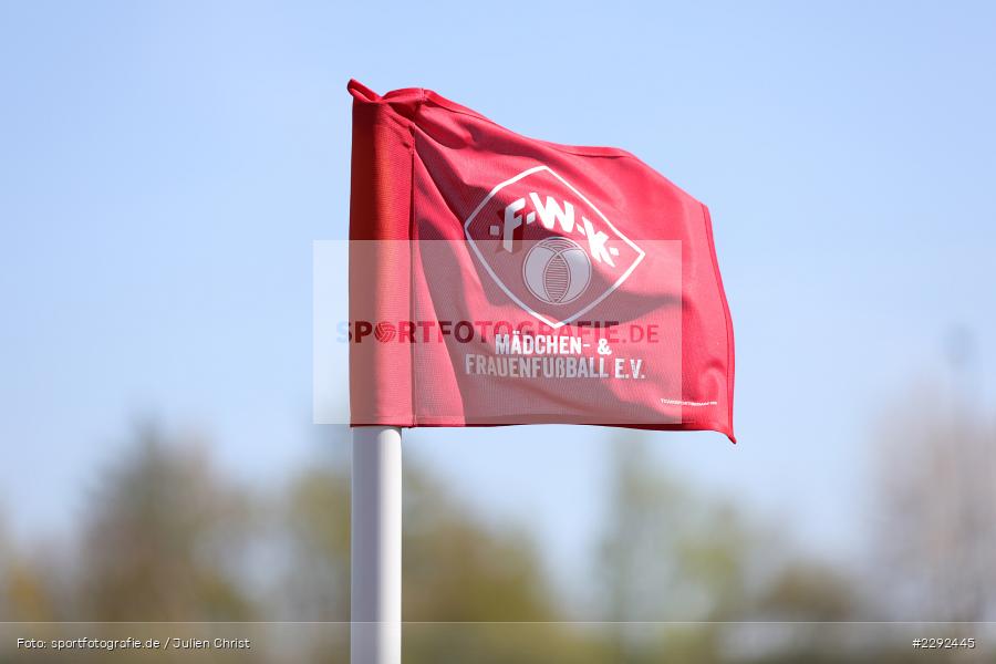 Frauenfußball, Mädchen, Fahne, Eckfahne, Soccergirl Sportpark Symbolbild, Würzburg, 25.04.2021, DFL, sport, action, Fussball, Deutschland, April 2021, Saison 2020/2021, FFC, FWK, Frauen, Süd, 2. Frauen-Bundesliga, 1. FFC Niederkirchen, FC Würzburger Kickers - Bild-ID: 2292445 Frauenfußball, Mädchen, Fahne, Eckfahne, Soccergirl Sportpark Symbolbild, Würzburg, 25.04.2021, DFL, sport, action, Fussball, Deutschland, April 2021, Saison 2020/2021, FFC, FWK, Frauen, Süd, 2. Frauen-Bundesliga, 1. FFC Niederkirchen, FC Würzburger Kickers - Bild-ID: 2292445