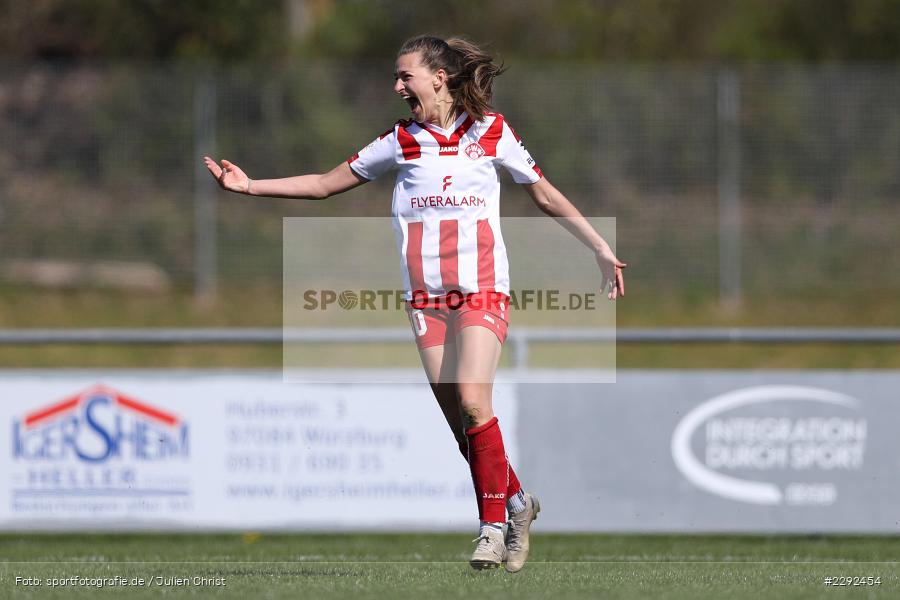 Hattrick, Emotionen, Hände, Faust, Gestik, Torjubel, Tor, Medina Desic, Soccergirl Sportpark, Würzburg, 25.04.2021, DFL, sport, action, Fussball, Deutschland, April 2021, Saison 2020/2021, FFC, FWK, Frauen, Süd, 2. Frauen-Bundesliga, 1. FFC Niederkirchen, FC Würzburger Kickers - Bild-ID: 2292454 Hattrick, Emotionen, Hände, Faust, Gestik, Torjubel, Tor, Medina Desic, Soccergirl Sportpark, Würzburg, 25.04.2021, DFL, sport, action, Fussball, Deutschland, April 2021, Saison 2020/2021, FFC, FWK, Frauen, Süd, 2. Frauen-Bundesliga, 1. FFC Niederkirchen, FC Würzburger Kickers - Bild-ID: 2292454