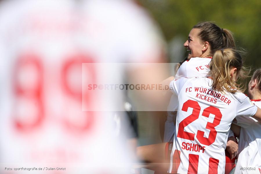 Zoom, Torjubel, Hinterleger, Feature, Medina Desic, Soccergirl Sportpark, Würzburg, 25.04.2021, DFL, sport, action, Fussball, Deutschland, April 2021, Saison 2020/2021, FFC, FWK, Frauen, Süd, 2. Frauen-Bundesliga, 1. FFC Niederkirchen, FC Würzburger Kickers - Bild-ID: 2292562 Zoom, Torjubel, Hinterleger, Feature, Medina Desic, Soccergirl Sportpark, Würzburg, 25.04.2021, DFL, sport, action, Fussball, Deutschland, April 2021, Saison 2020/2021, FFC, FWK, Frauen, Süd, 2. Frauen-Bundesliga, 1. FFC Niederkirchen, FC Würzburger Kickers - Bild-ID: 2292562