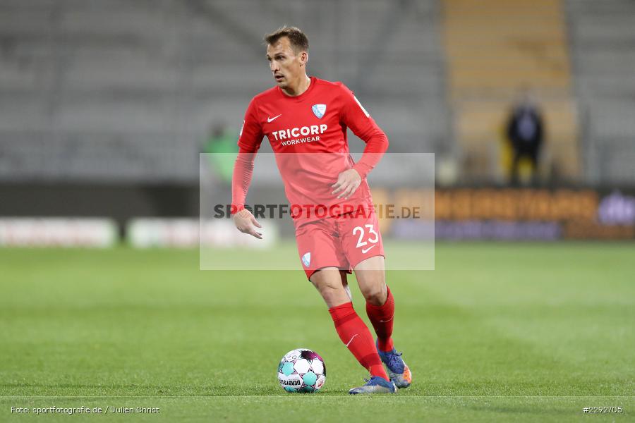 Robert Tesche, Merck-Stadion, Darmstadt, 26.04.2021, DFL, sport, action, Fussball, Deutschland, April 2021, Saison 2020/2021, BOC, SVD, Bundesliga, 2. Bundesliga, VfL Bochum, SV Darmstadt 98 - Bild-ID: 2292705 Robert Tesche, Merck-Stadion, Darmstadt, 26.04.2021, DFL, sport, action, Fussball, Deutschland, April 2021, Saison 2020/2021, BOC, SVD, Bundesliga, 2. Bundesliga, VfL Bochum, SV Darmstadt 98 - Bild-ID: 2292705
