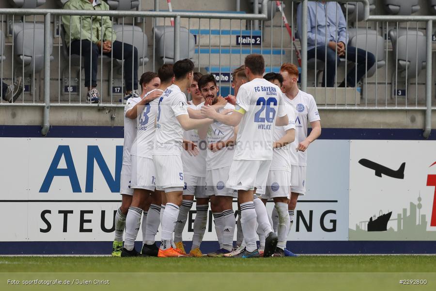 Nils Fischer, Dominik Crljenec, Marcel Andreas Wilke, Jubel, Marco Ferukoski, Main-Echo Arena, Alzenau, 28.04.2021, sport, action, Fussball, Deutschland, April 2021, Saison 2020/2021, OFC, FCB, Viertelfinale, Hessenpokal, Kickers Offenbach, FC Bayern Alzenau - Bild-ID: 2292800 Nils Fischer, Dominik Crljenec, Marcel Andreas Wilke, Jubel, Marco Ferukoski, Main-Echo Arena, Alzenau, 28.04.2021, sport, action, Fussball, Deutschland, April 2021, Saison 2020/2021, OFC, FCB, Viertelfinale, Hessenpokal, Kickers Offenbach, FC Bayern Alzenau - Bild-ID: 2292800