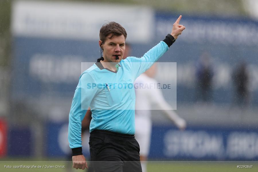 Schiedsrichter, Lukas Heim, Main-Echo Arena, Alzenau, 04.05.2021, sport, action, Fussball, Deutschland, Mai 2021, Saison 2020/2021, 4. Liga, Regionalliga Südwest, Regionalliga, FCG, FCB, FC Gießen, FC Bayern Alzenau - Bild-ID: 2292867 Schiedsrichter, Lukas Heim, Main-Echo Arena, Alzenau, 04.05.2021, sport, action, Fussball, Deutschland, Mai 2021, Saison 2020/2021, 4. Liga, Regionalliga Südwest, Regionalliga, FCG, FCB, FC Gießen, FC Bayern Alzenau - Bild-ID: 2292867