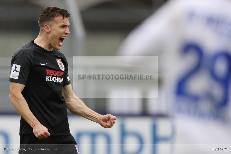 Freude, Torjubel, Jonas Arcalean, Main-Echo Arena, Alzenau, 04.05.2021, sport, action, Fussball, Deutschland, Mai 2021, Saison 2020/2021, 4. Liga, Regionalliga Südwest, Regionalliga, FCG, FCB, FC Gießen, FC Bayern Alzenau - Bild-ID: 2292947