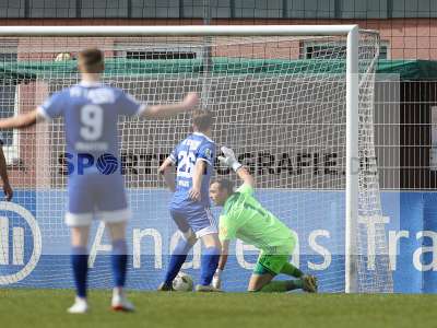 Fotos von FC Bayern Alzenau - FK Pirmasens auf sportfotografie.de