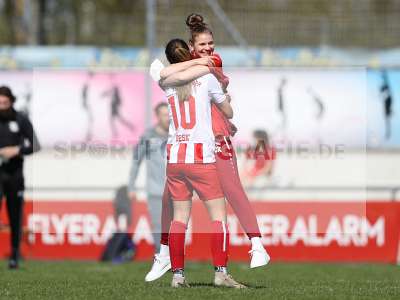 Fotos von FC Würzburger Kickers - 1. FFC Niederkirchen auf sportfotografie.de