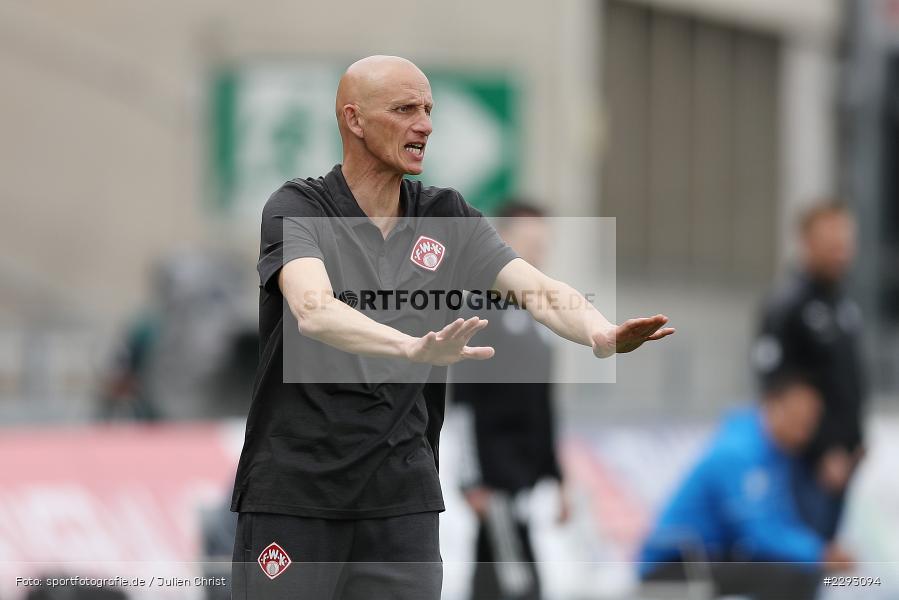 Ralf Santelli, FLYERALARM Arena, Würzburg, 08.05.2021, DFL, sport, action, Fussball, Deutschland, Mai 2021, Saison 2020/2021, OSN, FWK, Bundesliga, 2. Bundesliga, VfL Osnabrück, FC Würzburger Kickers - Bild-ID: 2293094