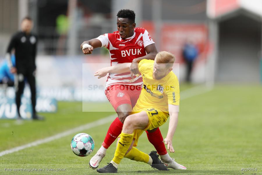 Sebastian Kerk, Frank Ronstadt, FLYERALARM Arena, Würzburg, 08.05.2021, DFL, sport, action, Fussball, Deutschland, Mai 2021, Saison 2020/2021, OSN, FWK, Bundesliga, 2. Bundesliga, VfL Osnabrück, FC Würzburger Kickers - Bild-ID: 2293138 Sebastian Kerk, Frank Ronstadt, FLYERALARM Arena, Würzburg, 08.05.2021, DFL, sport, action, Fussball, Deutschland, Mai 2021, Saison 2020/2021, OSN, FWK, Bundesliga, 2. Bundesliga, VfL Osnabrück, FC Würzburger Kickers - Bild-ID: 2293138
