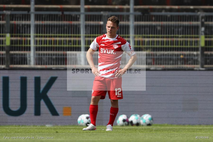 enttäuscht, Patrick Sontheimer, FLYERALARM Arena, Würzburg, 08.05.2021, DFL, sport, action, Fussball, Deutschland, Mai 2021, Saison 2020/2021, OSN, FWK, Bundesliga, 2. Bundesliga, VfL Osnabrück, FC Würzburger Kickers - Bild-ID: 2293148 enttäuscht, Patrick Sontheimer, FLYERALARM Arena, Würzburg, 08.05.2021, DFL, sport, action, Fussball, Deutschland, Mai 2021, Saison 2020/2021, OSN, FWK, Bundesliga, 2. Bundesliga, VfL Osnabrück, FC Würzburger Kickers - Bild-ID: 2293148