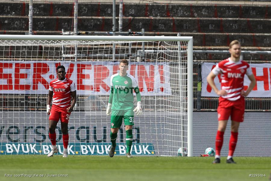 Frank Ronstadt, Enttäuscht, Eric Verstappen, FLYERALARM Arena, Würzburg, 08.05.2021, DFL, sport, action, Fussball, Deutschland, Mai 2021, Saison 2020/2021, OSN, FWK, Bundesliga, 2. Bundesliga, VfL Osnabrück, FC Würzburger Kickers - Bild-ID: 2293164