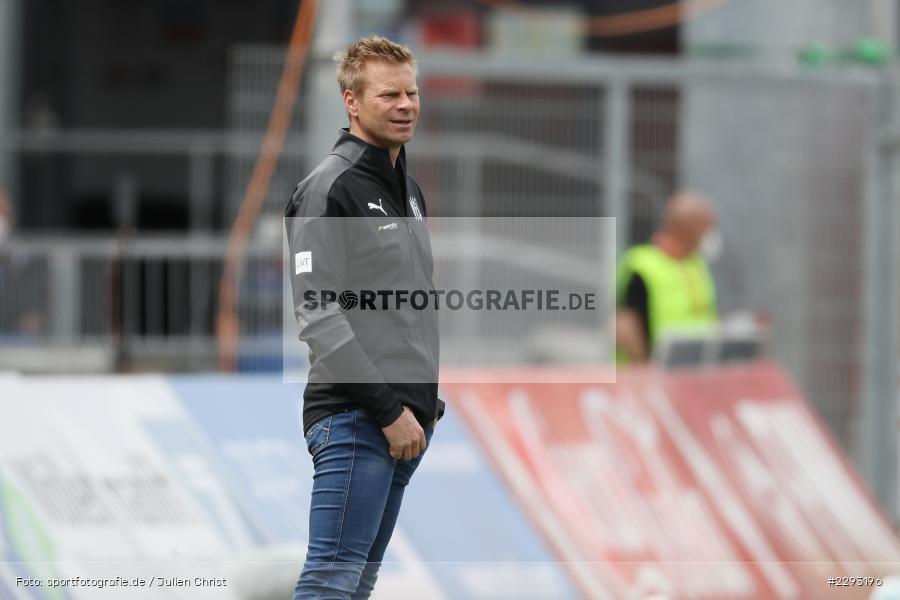 Trainer, Markus Feldhoff, FLYERALARM Arena, Würzburg, 08.05.2021, DFL, sport, action, Fussball, Deutschland, Mai 2021, Saison 2020/2021, OSN, FWK, Bundesliga, 2. Bundesliga, VfL Osnabrück, FC Würzburger Kickers - Bild-ID: 2293196
