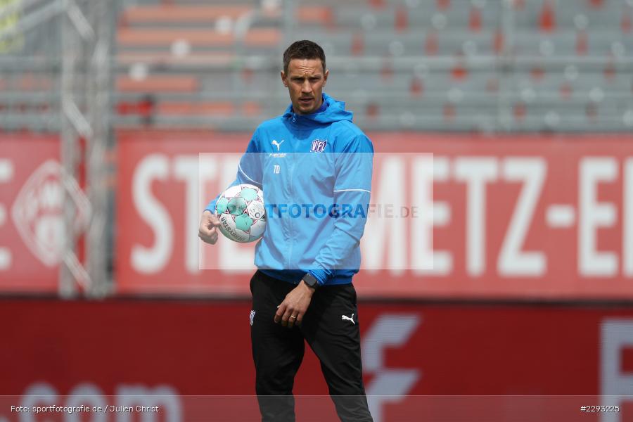 Tim Danneberg, FLYERALARM Arena, Würzburg, 08.05.2021, DFL, sport, action, Fussball, Deutschland, Mai 2021, Saison 2020/2021, OSN, FWK, Bundesliga, 2. Bundesliga, VfL Osnabrück, FC Würzburger Kickers - Bild-ID: 2293225 Tim Danneberg, FLYERALARM Arena, Würzburg, 08.05.2021, DFL, sport, action, Fussball, Deutschland, Mai 2021, Saison 2020/2021, OSN, FWK, Bundesliga, 2. Bundesliga, VfL Osnabrück, FC Würzburger Kickers - Bild-ID: 2293225