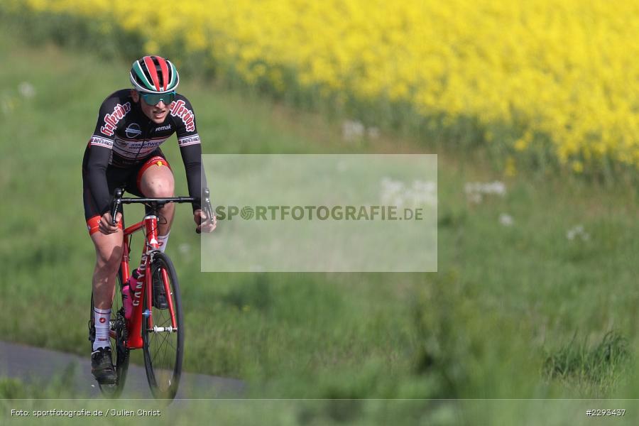Billingshaeuser Strasse, 13.05.2021, sport, action, Cycle, Deutschland, Mai 2021, Karbach, MSP, 33. Main-Spessart-Rundfahrt, Radrennen, Radsport, Rad - Bild-ID: 2293437 Billingshaeuser Strasse, 13.05.2021, sport, action, Cycle, Deutschland, Mai 2021, Karbach, MSP, 33. Main-Spessart-Rundfahrt, Radrennen, Radsport, Rad - Bild-ID: 2293437