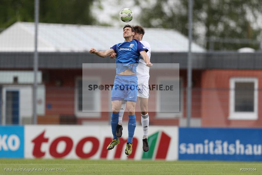 Dominik Crljenec, Janek Ripplinger, Main-Echo Arena, Alzenau, 15.05.2021, DFB, sport, action, Fussball, Deutschland, Mai 2021, Saison 2020/2021, TSV, FCB, 4. Liga, Regionalliga, Regionalliga Südwest, TSV Schott Mainz, FC Bayern Alzenau - Bild-ID: 2293564