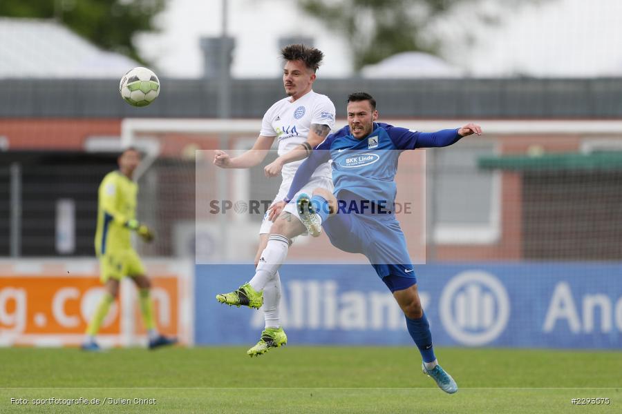 Silas Schwarz, Daniel Haritonov, Main-Echo Arena, Alzenau, 15.05.2021, DFB, sport, action, Fussball, Deutschland, Mai 2021, Saison 2020/2021, TSV, FCB, 4. Liga, Regionalliga, Regionalliga Südwest, TSV Schott Mainz, FC Bayern Alzenau - Bild-ID: 2293575 Silas Schwarz, Daniel Haritonov, Main-Echo Arena, Alzenau, 15.05.2021, DFB, sport, action, Fussball, Deutschland, Mai 2021, Saison 2020/2021, TSV, FCB, 4. Liga, Regionalliga, Regionalliga Südwest, TSV Schott Mainz, FC Bayern Alzenau - Bild-ID: 2293575