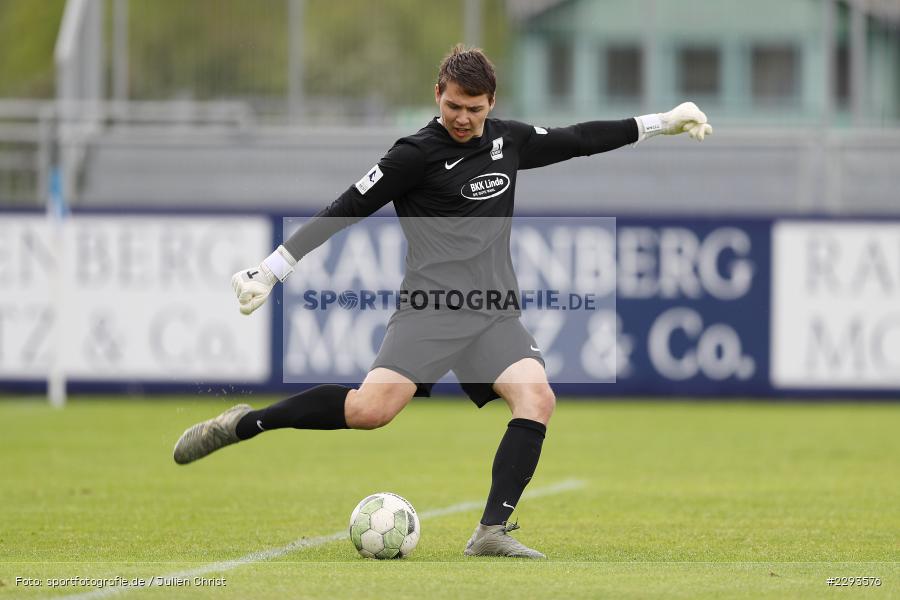 Tim Bjarne Hansen, Main-Echo Arena, Alzenau, 15.05.2021, DFB, sport, action, Fussball, Deutschland, Mai 2021, Saison 2020/2021, TSV, FCB, 4. Liga, Regionalliga, Regionalliga Südwest, TSV Schott Mainz, FC Bayern Alzenau - Bild-ID: 2293576