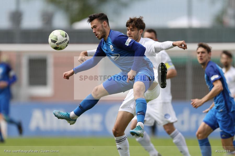 Dominik Crljenec, Silas Schwarz, Main-Echo Arena, Alzenau, 15.05.2021, DFB, sport, action, Fussball, Deutschland, Mai 2021, Saison 2020/2021, TSV, FCB, 4. Liga, Regionalliga, Regionalliga Südwest, TSV Schott Mainz, FC Bayern Alzenau - Bild-ID: 2293596 Dominik Crljenec, Silas Schwarz, Main-Echo Arena, Alzenau, 15.05.2021, DFB, sport, action, Fussball, Deutschland, Mai 2021, Saison 2020/2021, TSV, FCB, 4. Liga, Regionalliga, Regionalliga Südwest, TSV Schott Mainz, FC Bayern Alzenau - Bild-ID: 2293596