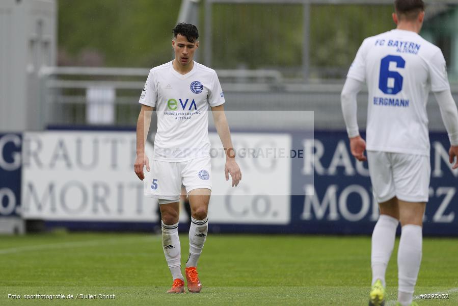 Enttäuscht, Lukas Mazagg, Main-Echo Arena, Alzenau, 15.05.2021, DFB, sport, action, Fussball, Deutschland, Mai 2021, Saison 2020/2021, TSV, FCB, 4. Liga, Regionalliga, Regionalliga Südwest, TSV Schott Mainz, FC Bayern Alzenau - Bild-ID: 2293632