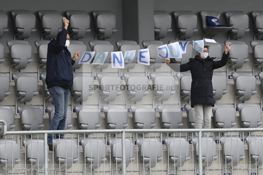 Spruchband, Band, Danke Jungs, Main-Echo Arena, Alzenau, 15.05.2021, DFB, sport, action, Fussball, Deutschland, Mai 2021, Saison 2020/2021, TSV, FCB, 4. Liga, Regionalliga, Regionalliga Südwest, TSV Schott Mainz, FC Bayern Alzenau - Bild-ID: 2293637 Spruchband, Band, Danke Jungs, Main-Echo Arena, Alzenau, 15.05.2021, DFB, sport, action, Fussball, Deutschland, Mai 2021, Saison 2020/2021, TSV, FCB, 4. Liga, Regionalliga, Regionalliga Südwest, TSV Schott Mainz, FC Bayern Alzenau - Bild-ID: 2293637