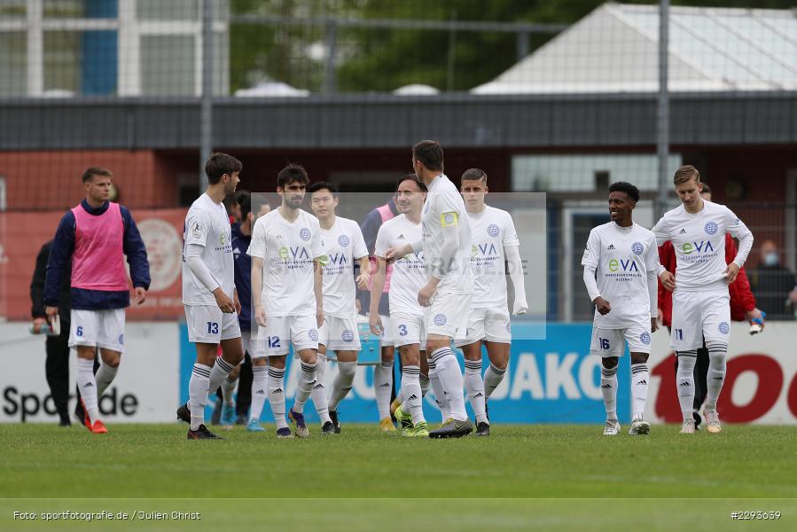 Henok Teklab, Maximilian Brauburger, Michael Martin, Daniel Haritonov, Dominik Crljenec, Marcel Andreas Wilke, Main-Echo Arena, Alzenau, 15.05.2021, DFB, sport, action, Fussball, Deutschland, Mai 2021, Saison 2020/2021, TSV, FCB, 4. Liga, Regionalliga, Regionalliga Südwest, TSV Schott Mainz, FC Bayern Alzenau - Bild-ID: 2293639