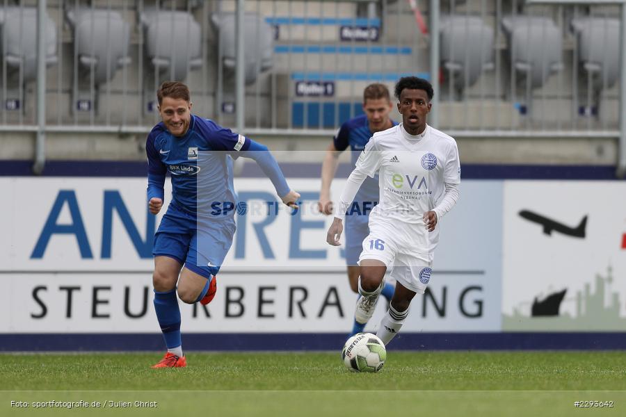 Henok Teklab, Main-Echo Arena, Alzenau, 15.05.2021, DFB, sport, action, Fussball, Deutschland, Mai 2021, Saison 2020/2021, TSV, FCB, 4. Liga, Regionalliga, Regionalliga Südwest, TSV Schott Mainz, FC Bayern Alzenau - Bild-ID: 2293642 Henok Teklab, Main-Echo Arena, Alzenau, 15.05.2021, DFB, sport, action, Fussball, Deutschland, Mai 2021, Saison 2020/2021, TSV, FCB, 4. Liga, Regionalliga, Regionalliga Südwest, TSV Schott Mainz, FC Bayern Alzenau - Bild-ID: 2293642
