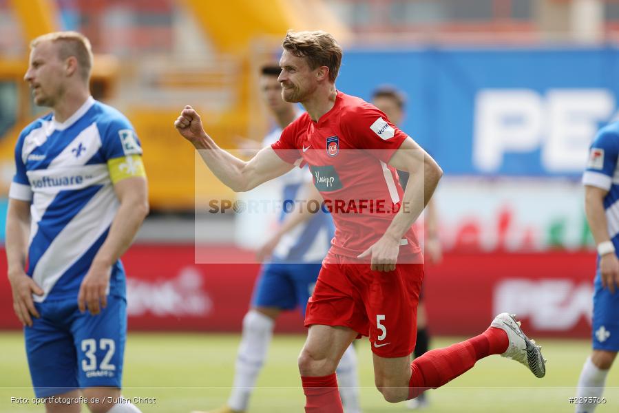 Freude, Torjubel, Oliver Hüsing, Merck-Stadion, Darmstadt, 16.05.2021, DFL, sport, action, Fussball, Deutschland, Mai 2021, Saison 2020/2021, FCH, SVD, Bundesliga, 2. Bundesliga, FC Heidenheim 1846, SV Darmstadt 98 - Bild-ID: 2293766 Freude, Torjubel, Oliver Hüsing, Merck-Stadion, Darmstadt, 16.05.2021, DFL, sport, action, Fussball, Deutschland, Mai 2021, Saison 2020/2021, FCH, SVD, Bundesliga, 2. Bundesliga, FC Heidenheim 1846, SV Darmstadt 98 - Bild-ID: 2293766