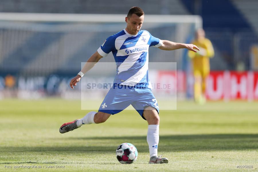 Christian Clemens, Merck-Stadion, Darmstadt, 16.05.2021, DFL, sport, action, Fussball, Deutschland, Mai 2021, Saison 2020/2021, FCH, SVD, Bundesliga, 2. Bundesliga, FC Heidenheim 1846, SV Darmstadt 98 - Bild-ID: 2293828 Christian Clemens, Merck-Stadion, Darmstadt, 16.05.2021, DFL, sport, action, Fussball, Deutschland, Mai 2021, Saison 2020/2021, FCH, SVD, Bundesliga, 2. Bundesliga, FC Heidenheim 1846, SV Darmstadt 98 - Bild-ID: 2293828