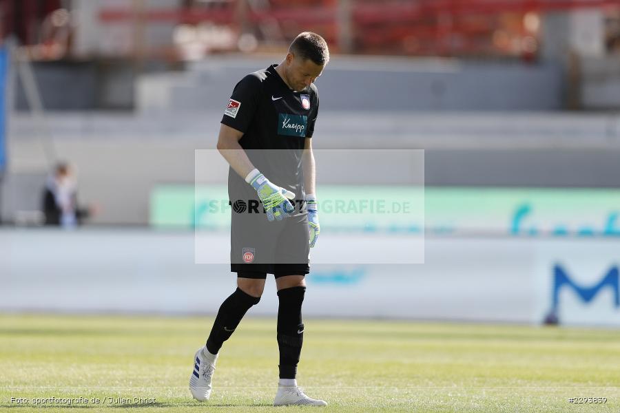 Enttäuscht, Vitus Eicher, Merck-Stadion, Darmstadt, 16.05.2021, DFL, sport, action, Fussball, Deutschland, Mai 2021, Saison 2020/2021, FCH, SVD, Bundesliga, 2. Bundesliga, FC Heidenheim 1846, SV Darmstadt 98 - Bild-ID: 2293839 Enttäuscht, Vitus Eicher, Merck-Stadion, Darmstadt, 16.05.2021, DFL, sport, action, Fussball, Deutschland, Mai 2021, Saison 2020/2021, FCH, SVD, Bundesliga, 2. Bundesliga, FC Heidenheim 1846, SV Darmstadt 98 - Bild-ID: 2293839