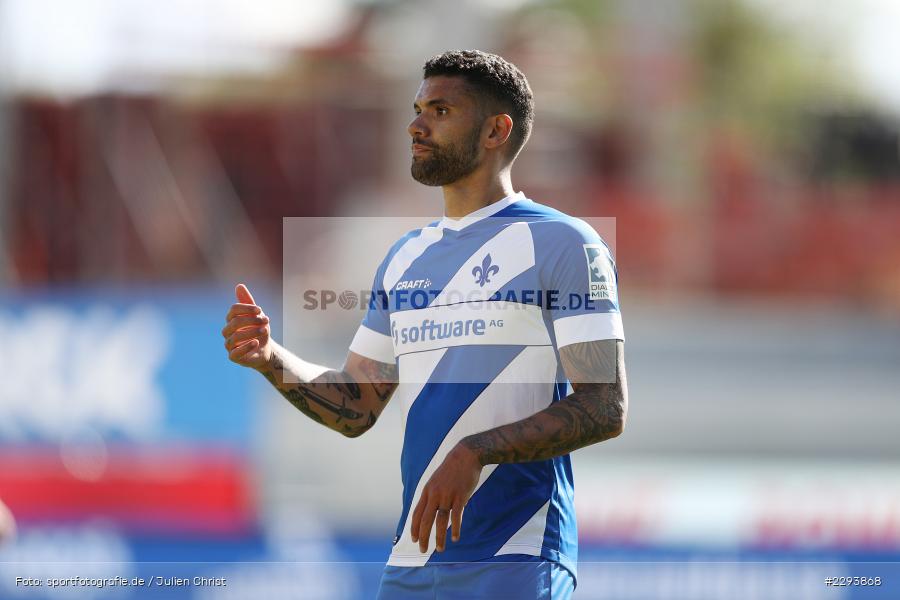 Victor Palsson, Merck-Stadion, Darmstadt, 16.05.2021, DFL, sport, action, Fussball, Deutschland, Mai 2021, Saison 2020/2021, FCH, SVD, Bundesliga, 2. Bundesliga, FC Heidenheim 1846, SV Darmstadt 98 - Bild-ID: 2293868