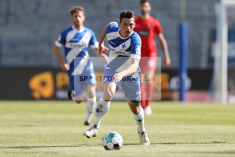 Nicolai Rapp, Merck-Stadion, Darmstadt, 16.05.2021, DFL, sport, action, Fussball, Deutschland, Mai 2021, Saison 2020/2021, FCH, SVD, Bundesliga, 2. Bundesliga, FC Heidenheim 1846, SV Darmstadt 98 - Bild-ID: 2293872
